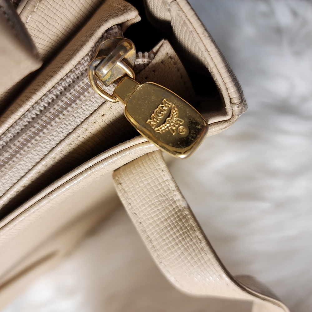 MCM Handbag - Picture 9 of 12